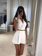 Eleganter ärmelloser Damen-Jumpsuit mit Gürtel – ideal für den Sommer